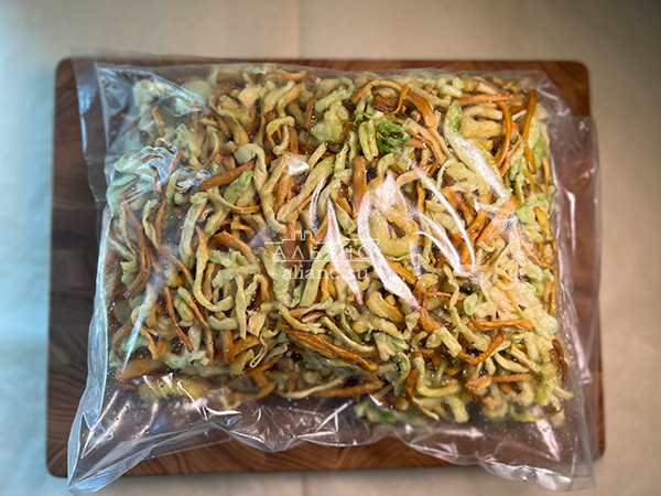 Нитка ЖАРЕНАЯ "Васаби" Oktobersnack 1 кг (сырный продукт) в Майкопе