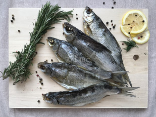 Минтай соломка (МиЛара): Вобла вяленая астраханская крупная